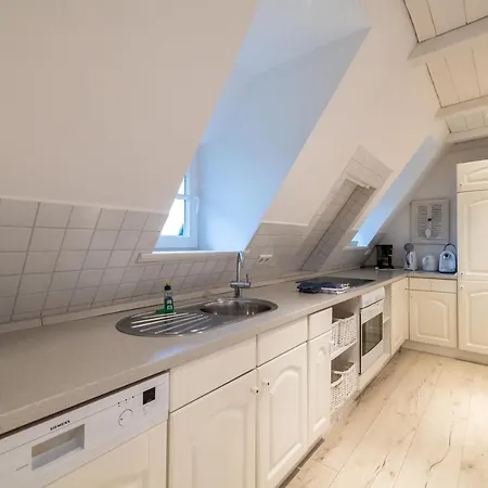 Silbermoewe_herrenhof Apartment Wrixum